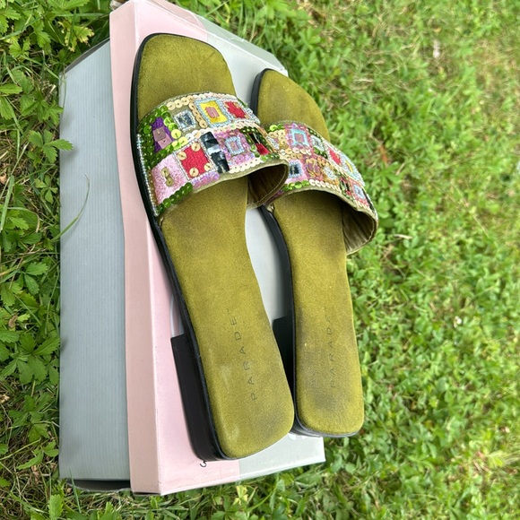 'Parade' Green Sequined Sandals Slides Flip Flops Flats - Size 9 - Picture 5 of 7